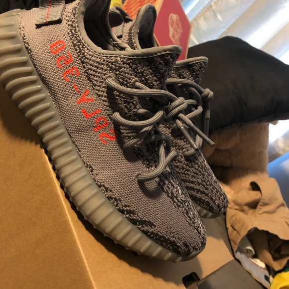 Yeezy - Picture 7 of 7